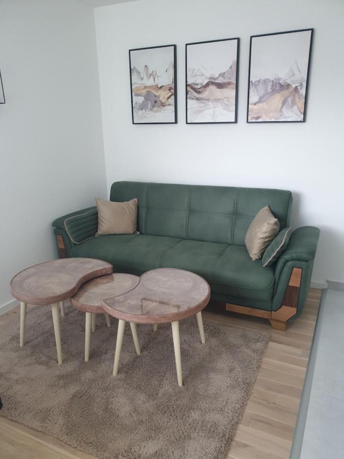 Apartman Viktoria Tuzla Exterior photo